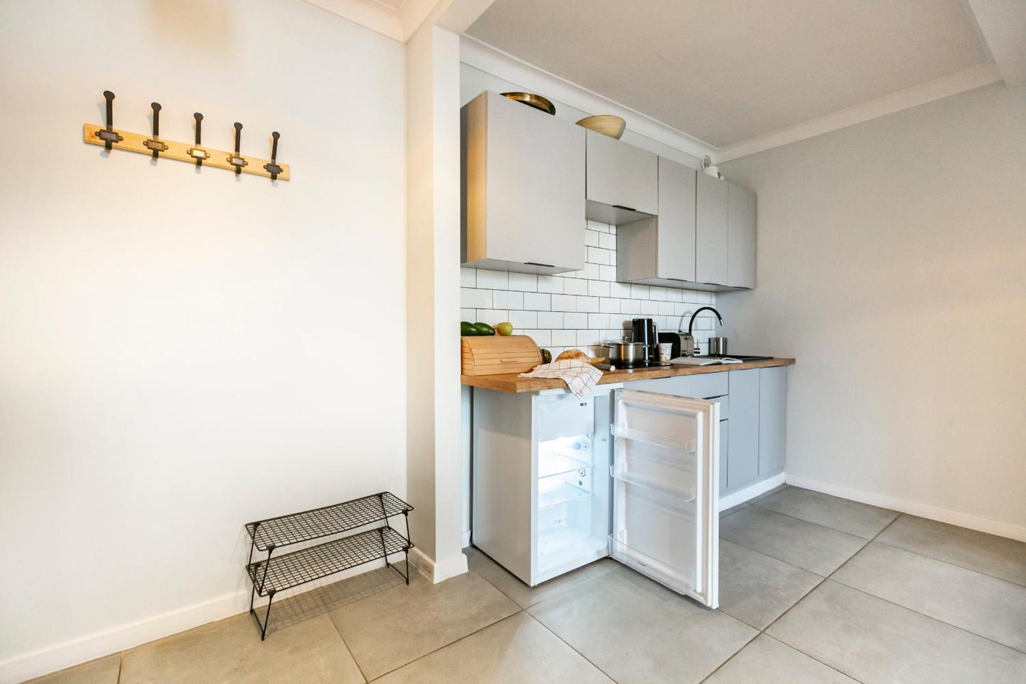 Nowogrodzka 78 - Apartament Dla 4 Osob - 200M Od Szpitala Klinicznego Na Lindleya - 1Km Do Dworca Centralnego - Wifi - Smart Tv 45 Cali Warsaw Ngoại thất bức ảnh