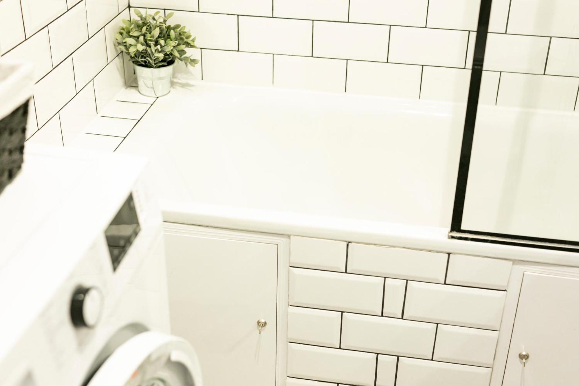Nowogrodzka 78 - Apartament Dla 4 Osob - 200M Od Szpitala Klinicznego Na Lindleya - 1Km Do Dworca Centralnego - Wifi - Smart Tv 45 Cali Warsaw Ngoại thất bức ảnh